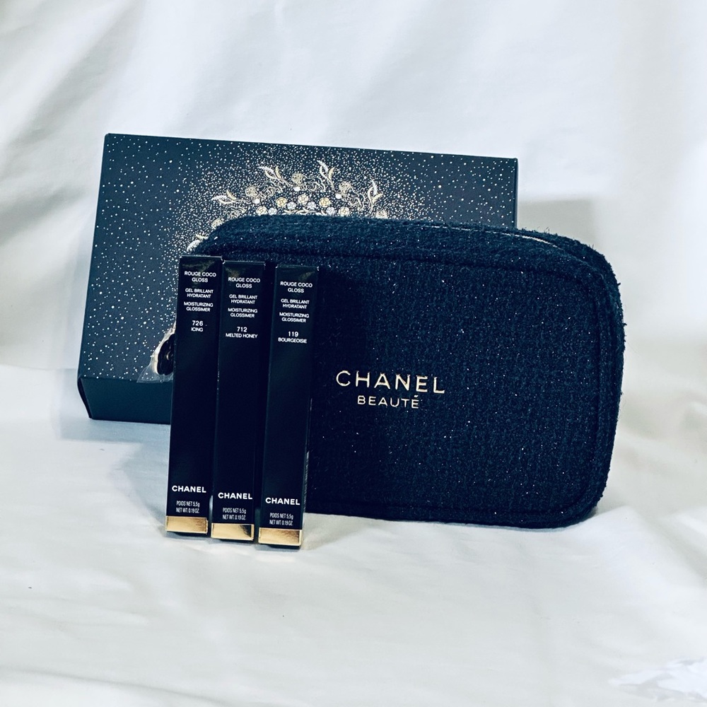 CHANEL Gloss Up Lip Trio Set! - Picture 4 of 11